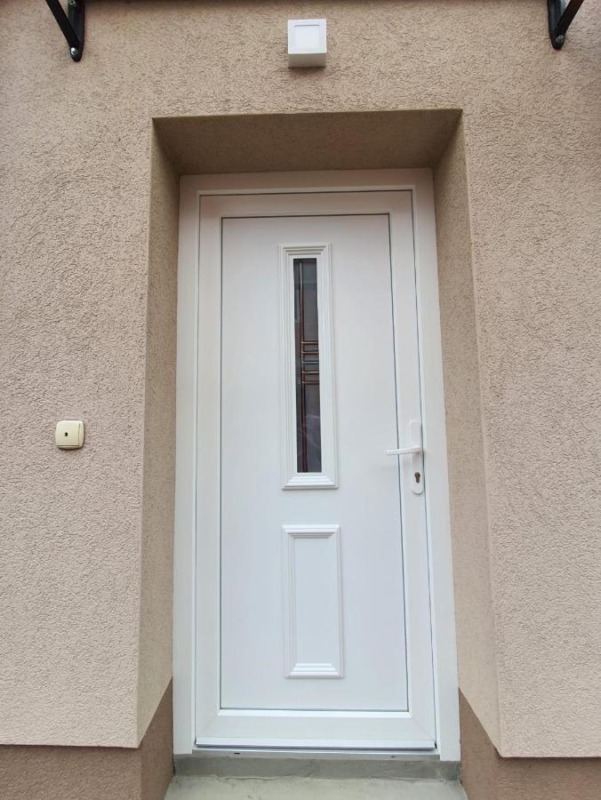 Studio Apartman 11 Bihac Exterior photo