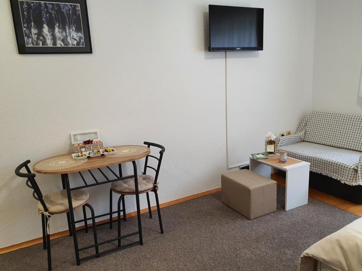 Studio Apartman 11 Bihac Exterior photo